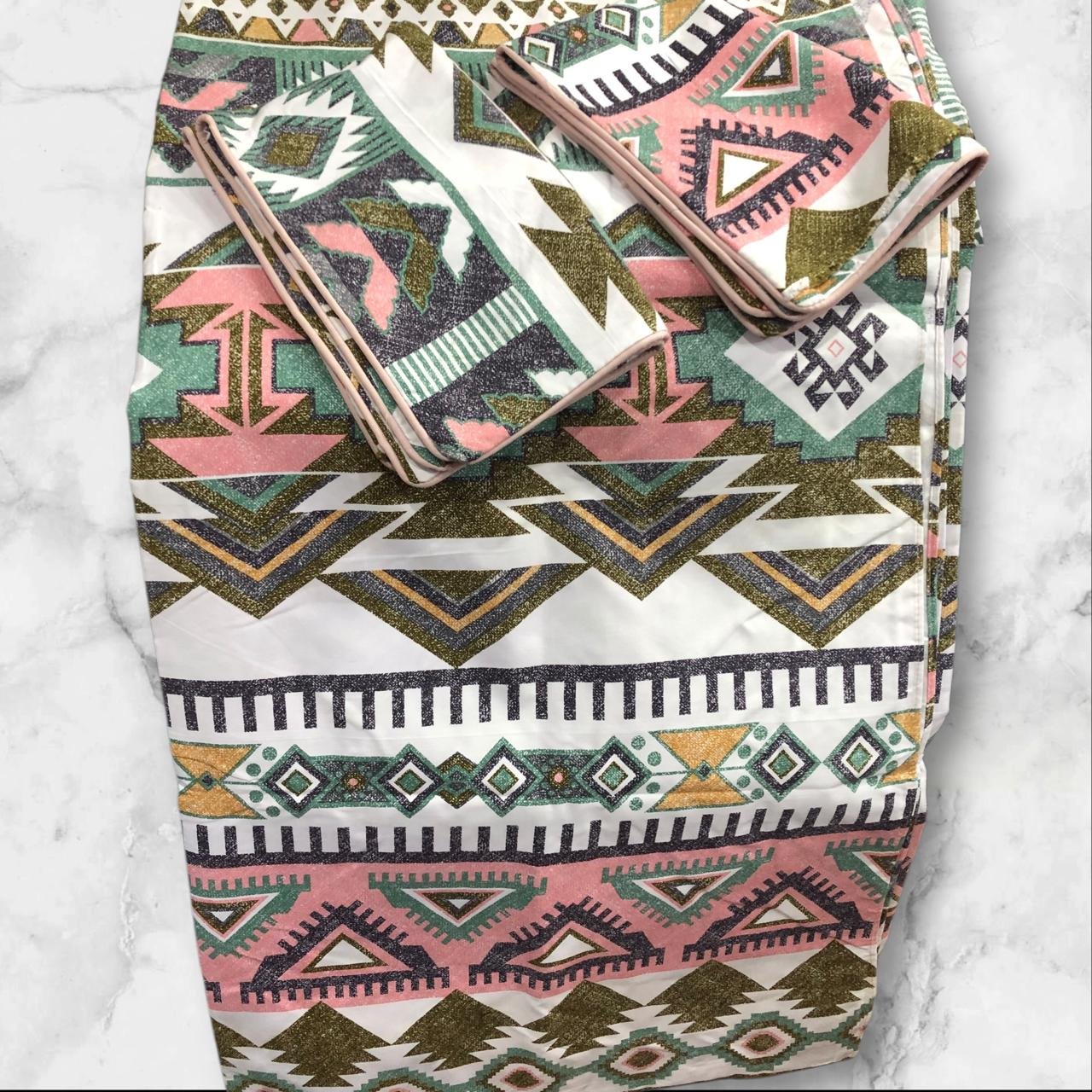 Pair of 2 Single Bed Sheets Diamond Cotton Fabric - Image 11