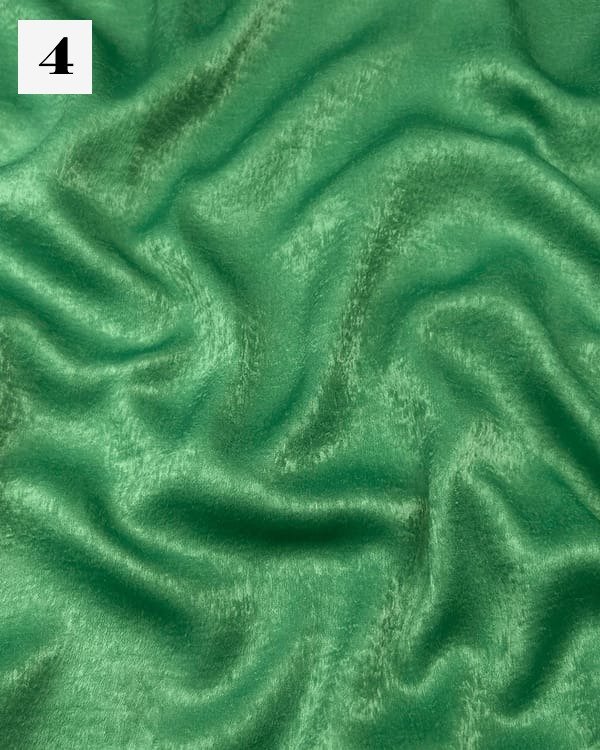 2PC Silk Velvet Premium Soft Winter Fabric Set - Image 4